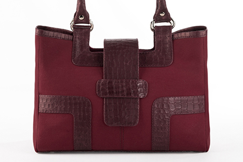 Burgundy red women's dress handbag, matching pumps and belts. Profile view - Florence KOOIJMAN